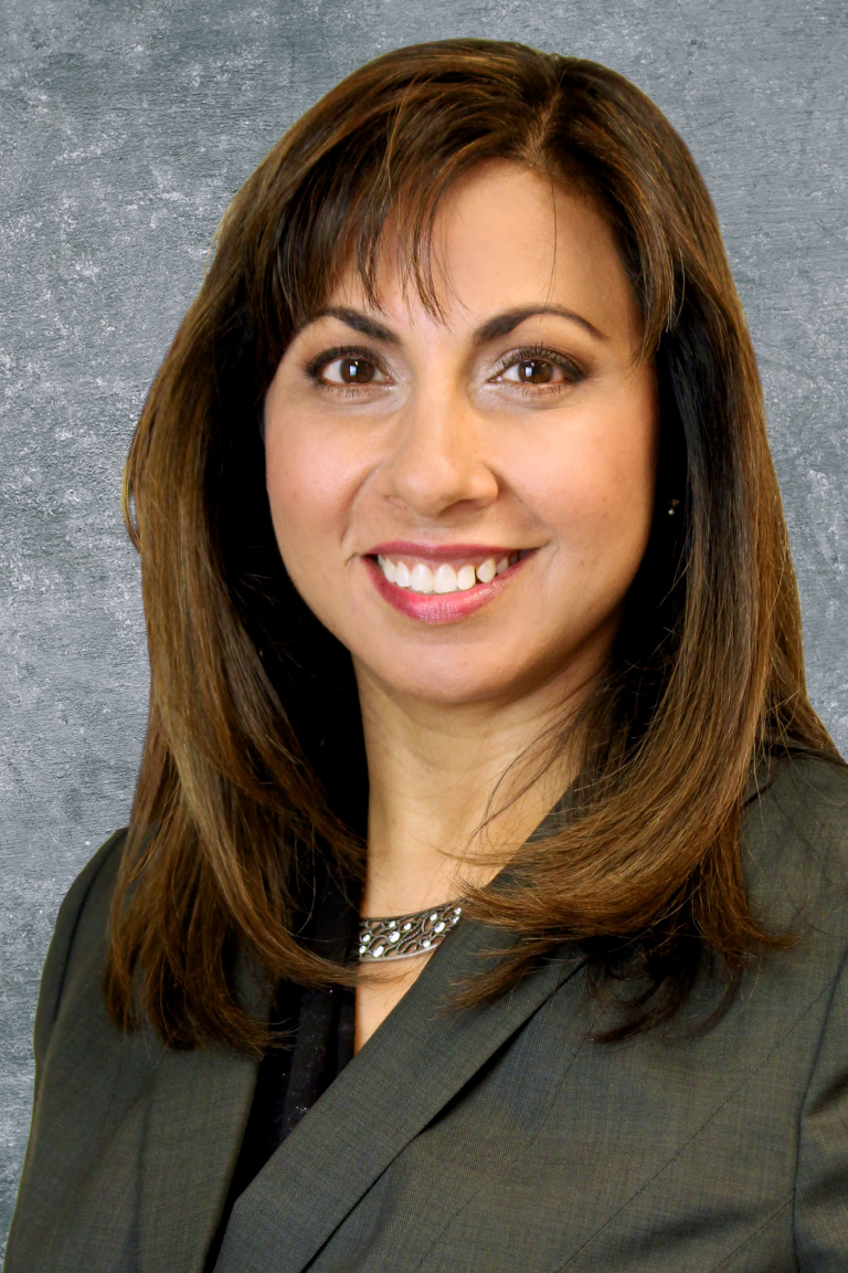 Dr. Sangeeta Logani, MD Ophthalmic Plastic & Reconstructive Surgery Specialist